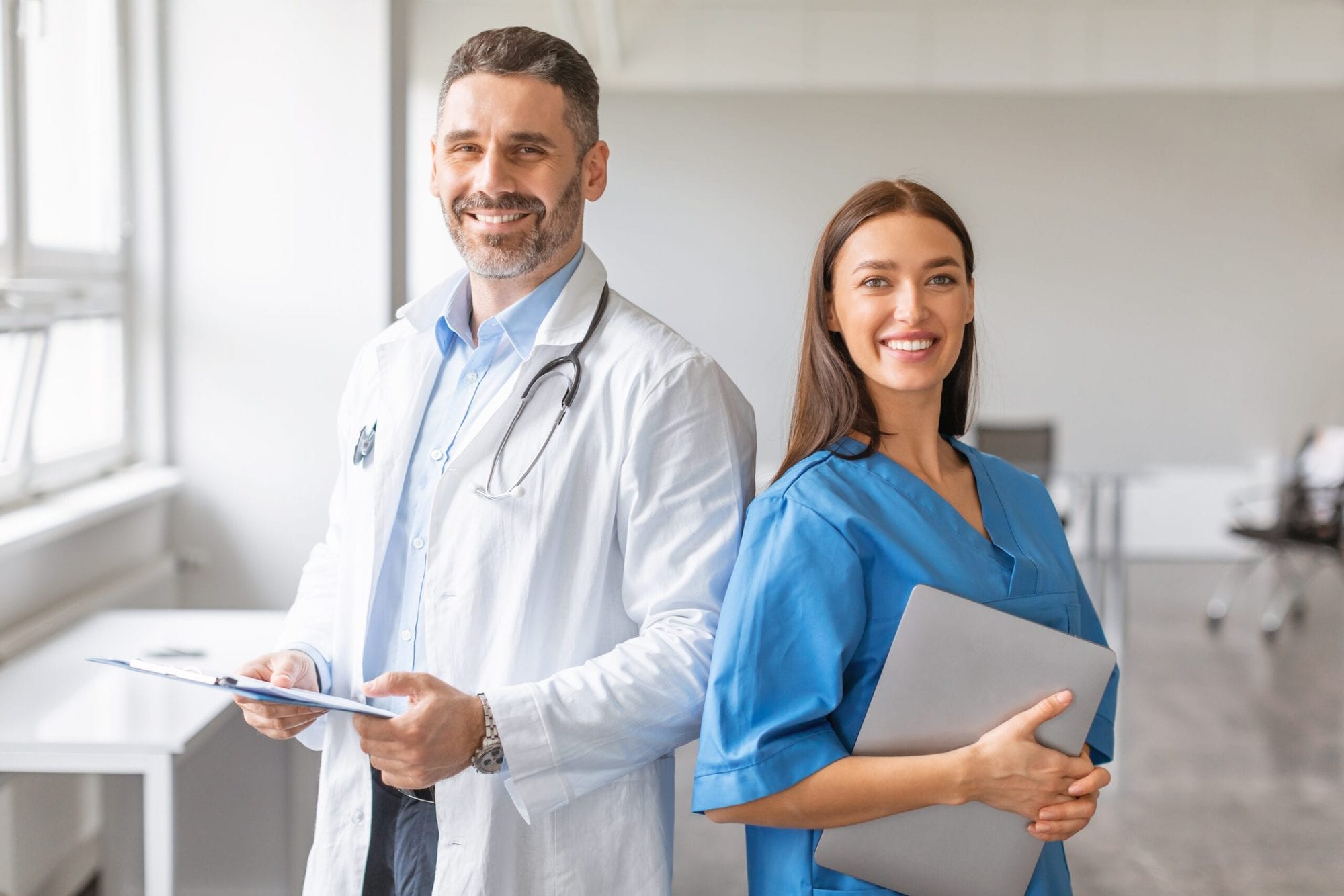 Technician or surgeon: who actually performs your hair transplant?